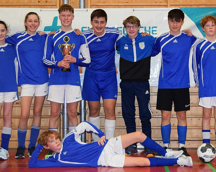 Als siegreiches Team dürfen die Konfis aus Wachenheim zum Bundes-Cup fahren. Foto: EJ Pfalz