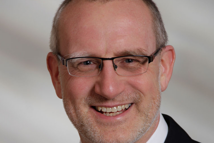 Dr. Claus Müller