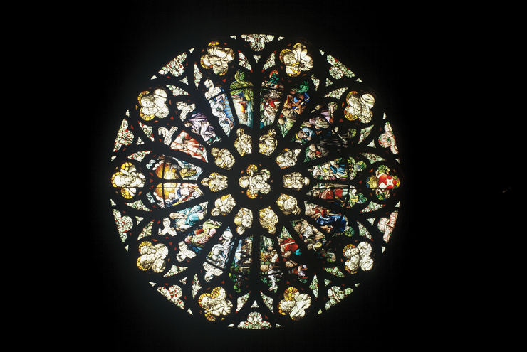 Rosetten-Fenster in der Gedächtniskirche in Speyer. Foto: lk/Landry