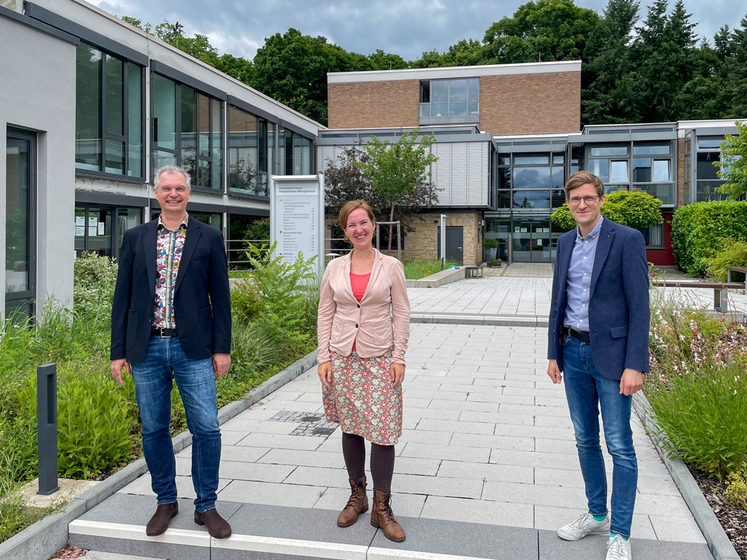 Bieten eine Fortbildungsreihe zu digitaler Kommunikation an: Steffen Schramm (l.), Katja Edelmann, Felix Kirschbacher. Bieten eine Fortbildungsreihe zu digitaler Kommunikation an: Steffen Schramm (l.), Katja Edelmann, Felix Kirschbacher.