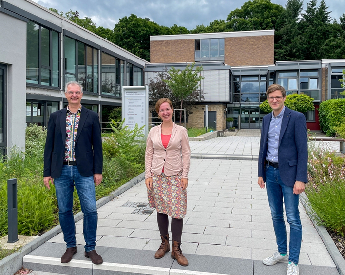 Bieten eine Fortbildungsreihe zu digitaler Kommunikation an: Steffen Schramm (l.), Katja Edelmann, Felix Kirschbacher.