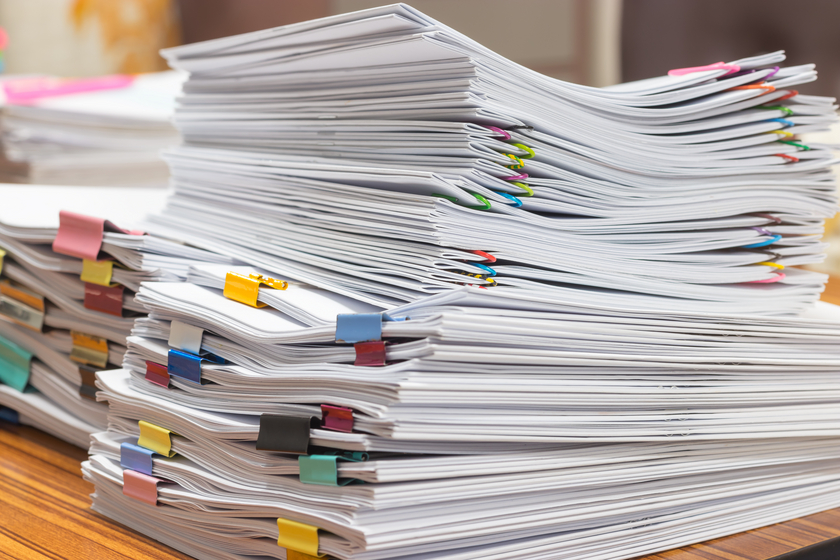 Für die ForuM-Studie wurden viele Akten aus vergangenen Jahren aufgearbeitet. Foto: NuPenDekDee – stock.adobe.com Für die ForuM-Studie wurden viele Akten aus vergangenen Jahren aufgearbeitet. Foto: NuPenDekDee – stock.adobe.com