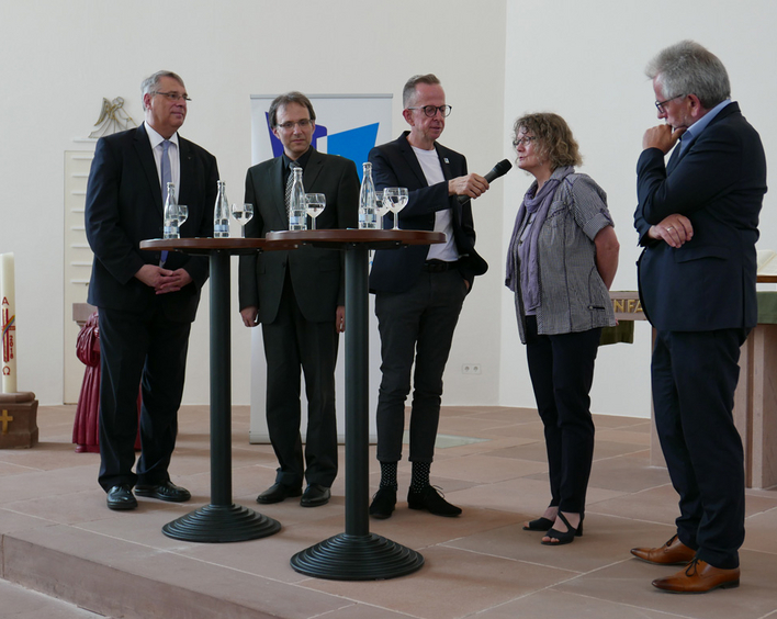 Gesprächsrunde mit Ludwig Burgdörfer, Petra Mehrhof, Wolfgang Schumacher, Ulrich Klein und Christian Schad (v.re.).