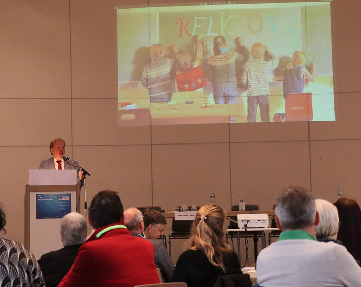 Sieht Religionsunterricht vor Herausforderungen: Kirchenrat Thomas Niederberger. Foto: lk