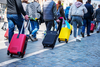 Hoffnung im Koffer. Foto: Adobe Stock