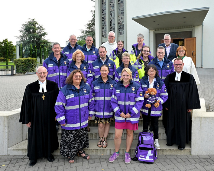 Die neuen Notfallseelsorgerinnen und –seelsorger zusammen mit Vertretern vom Bistum Speyer und der Evangelischen Kirche der Pfalz. Foto: Bistum Speyer/Klaus Landry