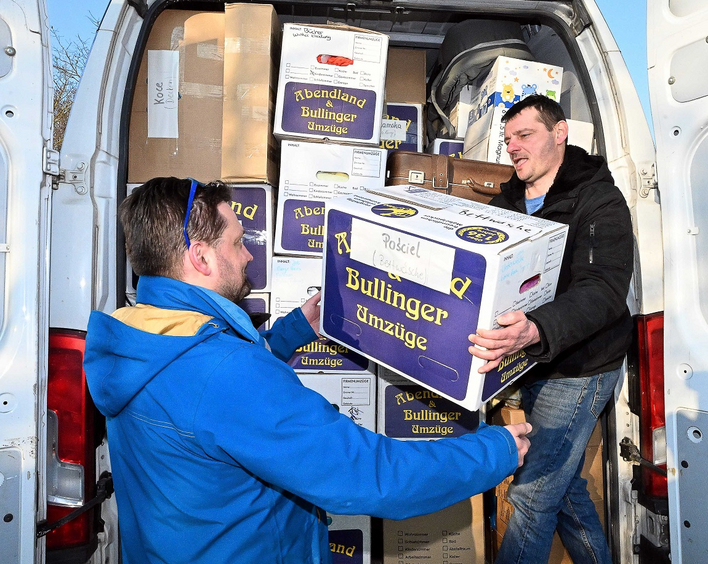 Einen ersten Hilfstransport schickte der Arbeitskreis Ukraine-Pfalz wenige Wochen nach Kriegsausbruch in Richtung Ukraine. Foto: lk/Linzmeier-Mehn