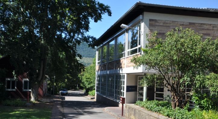 Einzige Schule in Trägerschaft der pfälzischen Landeskirche: Das Evangelische Trifels-Gymnasium in Annweiler.