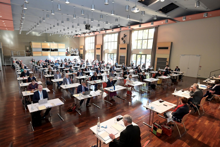 Synode unter Corona-Bedingungen: Archivbild vom September 2020 in Speyer.