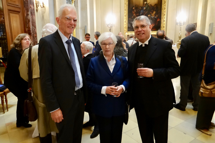 Im Gespräch mit der Präses der Evangelischen Kirche in Deutschland, Irmgard Schwaetzer, und dem Präses der Evangelisch-reformierten Kirche, Norbert Nordholt. Fotos: lk