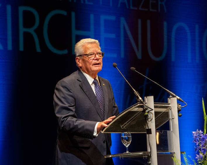 Der ehemalige Bundespräsident Joachim Gauck hielt die Rede beim Festakt zum Jubiläum "200 Jahre Pfälzer Kirchenunion". Foto: view
