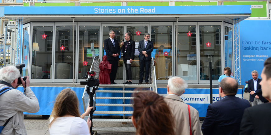 Stationenweg 2017: Der Reformationstruck in Speyer.  Foto: lk/Landry