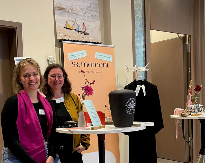 Heilige Momente im Leben begleiten: Dafür steht das Team von st.moment. Foto: privat