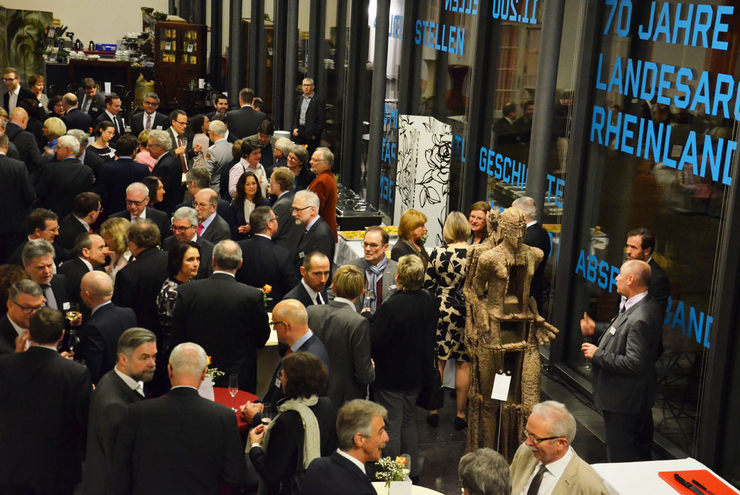 Parlamentarischer Abend der evangelischen Kirchen - diesmal im Forum des Landesmuseums Mainz.