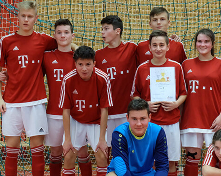Gewinner des LandesKonfiCups: Konfirmanden aus den sieben Kirchengemeinden "Im Gäu" rund um Freimersheim.