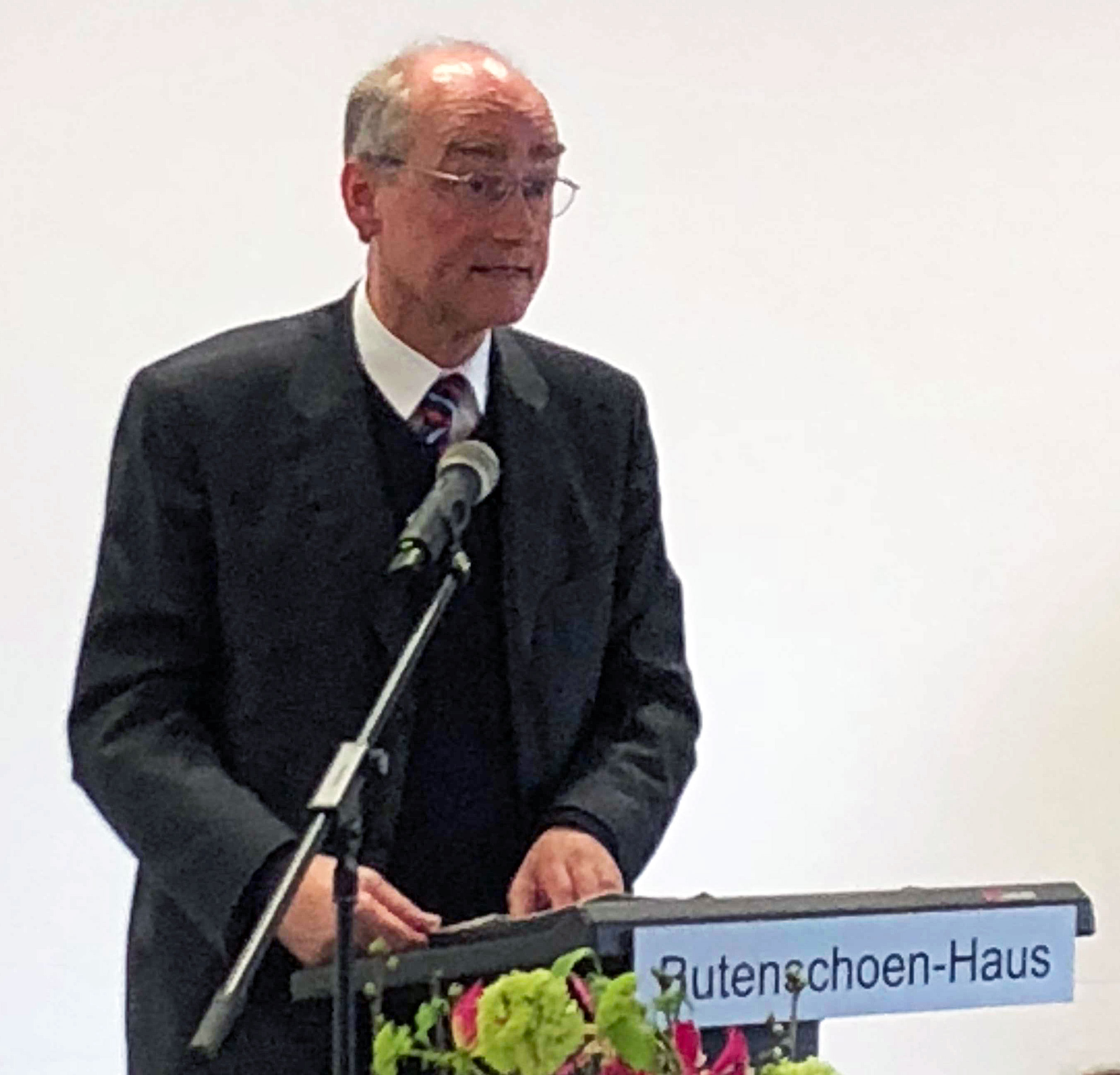 Oberkirchenrat Dieter Lutz hielt die Eröffnungsansprache. Foto: lk