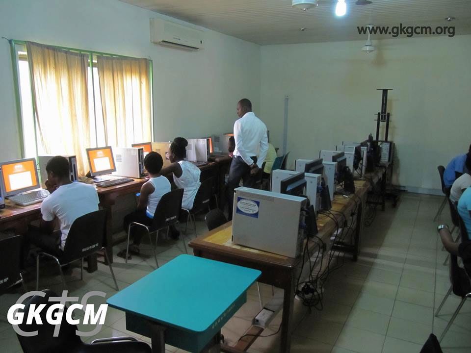 Computerschule in Akosombo/Ghana. Foto: GKGCM