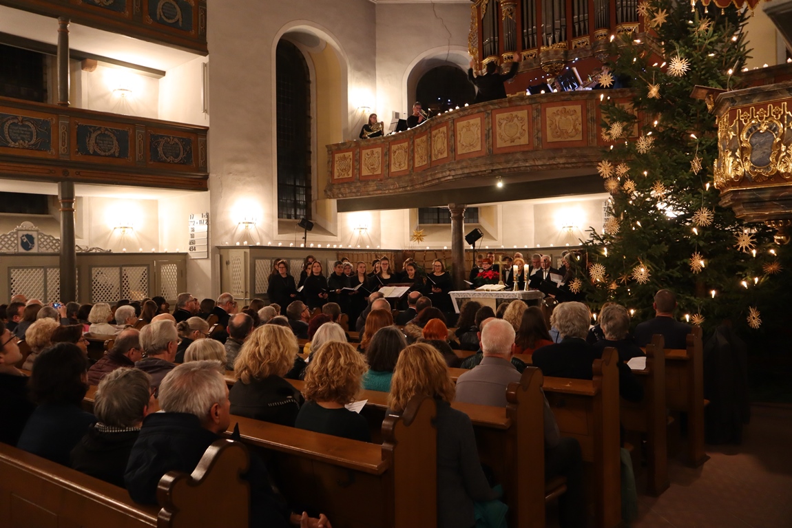 Anders als beim Adventskonzert in Mutterstadt 2019, werden Konzerte und Gottesdienste in diesem Jahr digital übertragen.