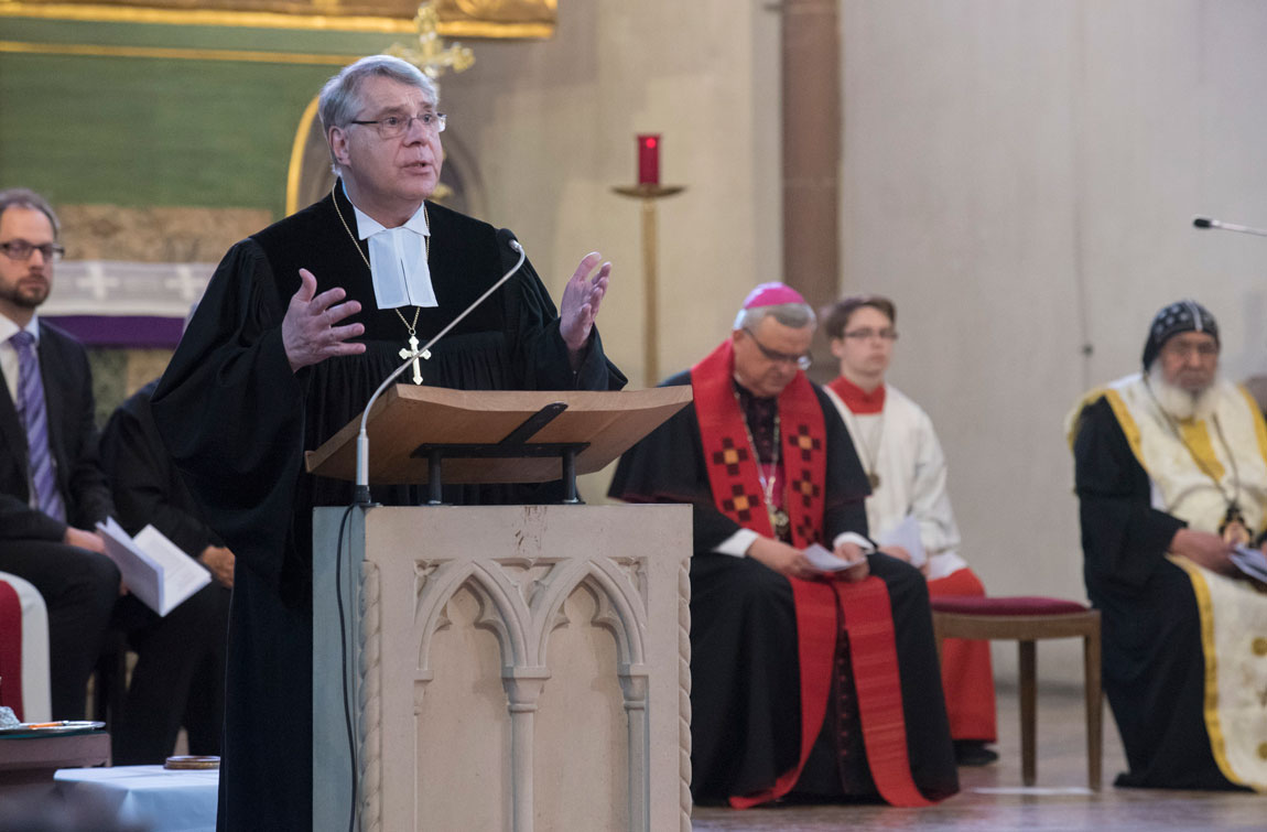 Die Predigt hielt Kirchenpräsident Christian Schad. Foto: view