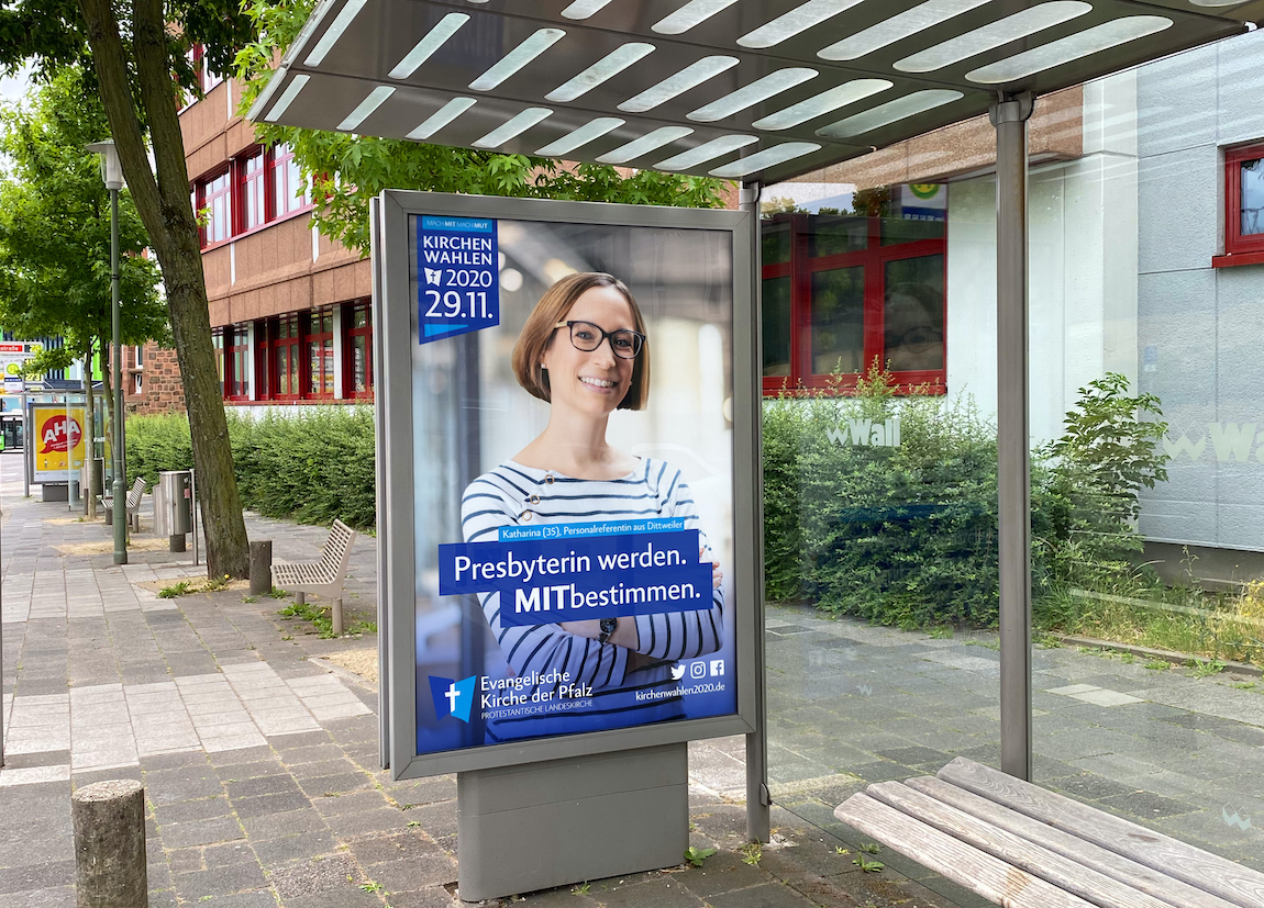 Citylight wirbt für Kirchenwahlen in Kaiserslautern. Foto: lk/Antares
