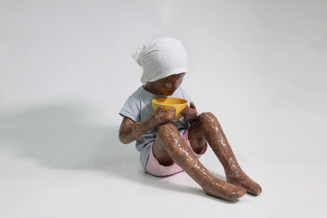 Das Ergebnis: Die Puppe mit der Reisschale repräsentiert ein Kind auf den Philippinen.