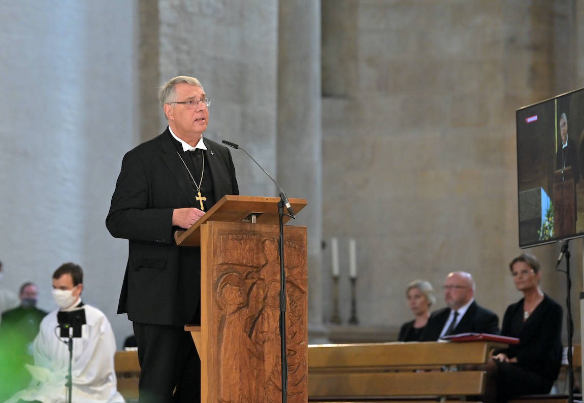 Nachruf auf Bischof Anton Schlembach von Kirchenpräsident Christian Schad. Foto: lk/Landry