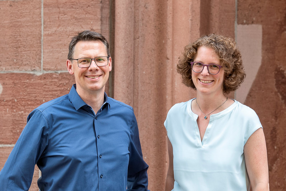 Mirjam und Arne Dembek teilen sich seit Oktober 2023 ein Dekansamt. Foto: lk/Iversen 