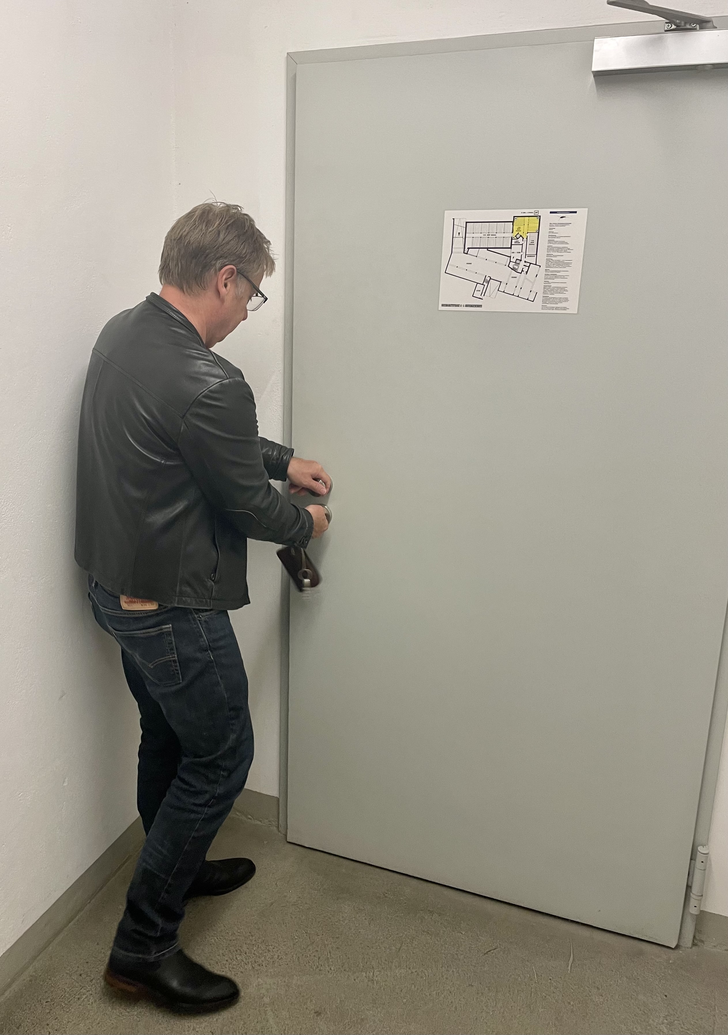 Der Zugang zum Allerheiligsten: die Archivtür (Foto: mw)
