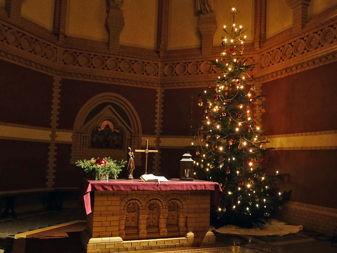 Weihnachten in der Ludwigshafener Apostelkirche. Foto: Stefan Bauer