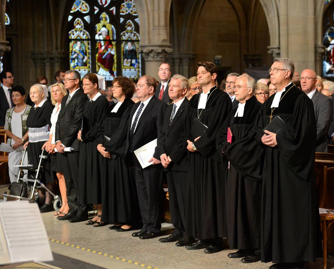 Nächstenliebe und Wirtschaftlichkeit Evangelische Kirche der Pfalz