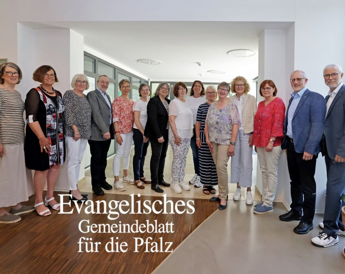 Website - 1 Neun neue ehrenamtliche Krankenhausseelsorgerinnen und -seelsorger haben ihren Dienst in pfälzischen und saarpfälzischen Kliniken aufgenommen. Foto: Norman Krauß