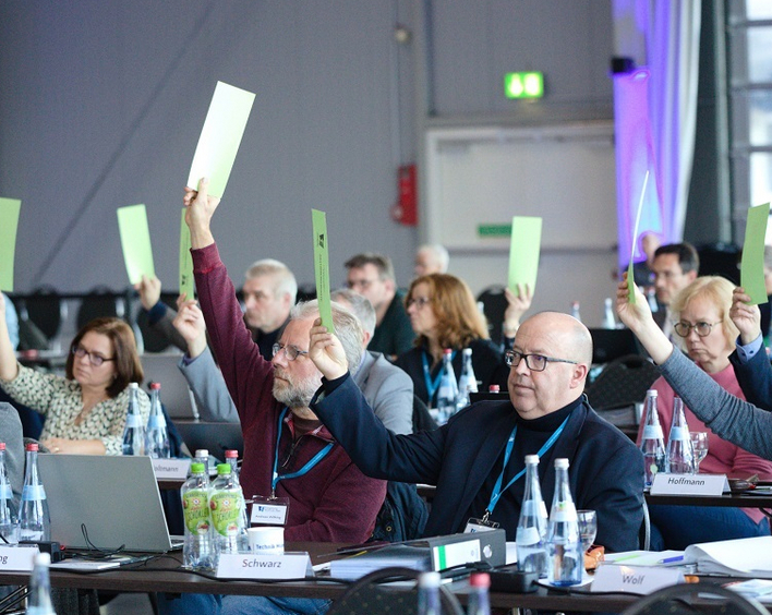Auch bei der jetzigen Herbstsynode stehen wieder wichtige Entscheidungen an. Foto: lk/jok
