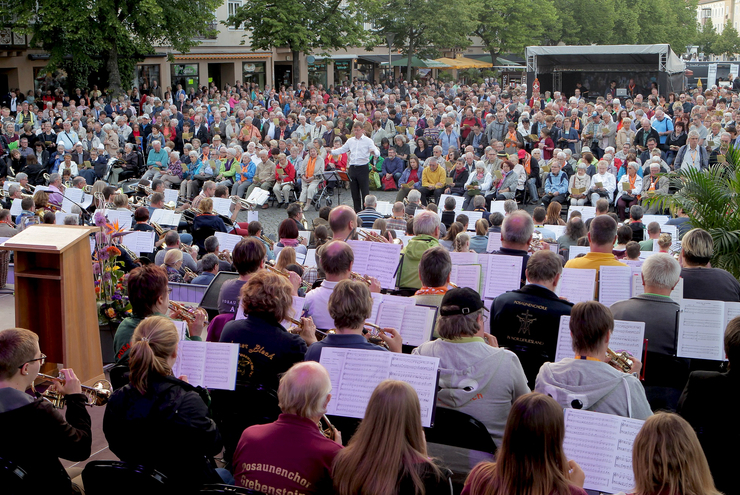 Gottesdienst beim Kirchentag in Dessau im Jahr 2017. Foto: epd/Maike Gloeckner