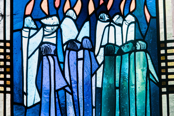 Pfingsten erinnert daran, dass der Heilige Geist den Aposteln Kraft und Fähigkeit gab, die Botschaft Jesu in die Welt zu tragen. Foto: Peter Bongard / fundus-medien.de