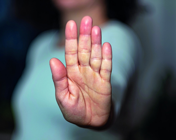 Die Evangelische Kirche der Pfalz und die Evangelische Landeskirche in Baden laden gemeinsam mit ihren Diakonischen Werken zum dritten Forum für Betroffene sexualisierter Gewalt ein. Foto: Fundus